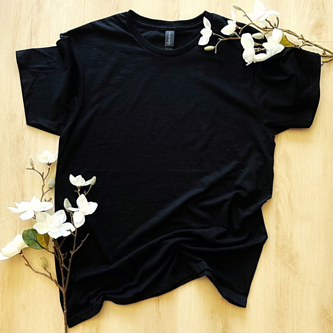 T-Shirt - Witch's Potion With Cute Cat